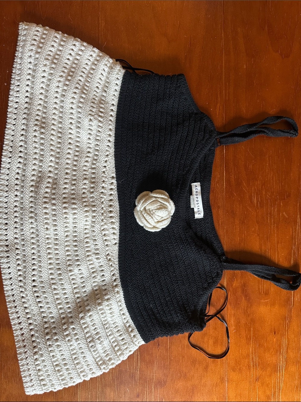 black and white sleeveless crochet top